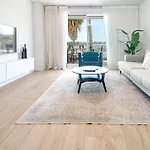 Jg51B - 3 Bedroom Flat With Gym & Rooftop Pool