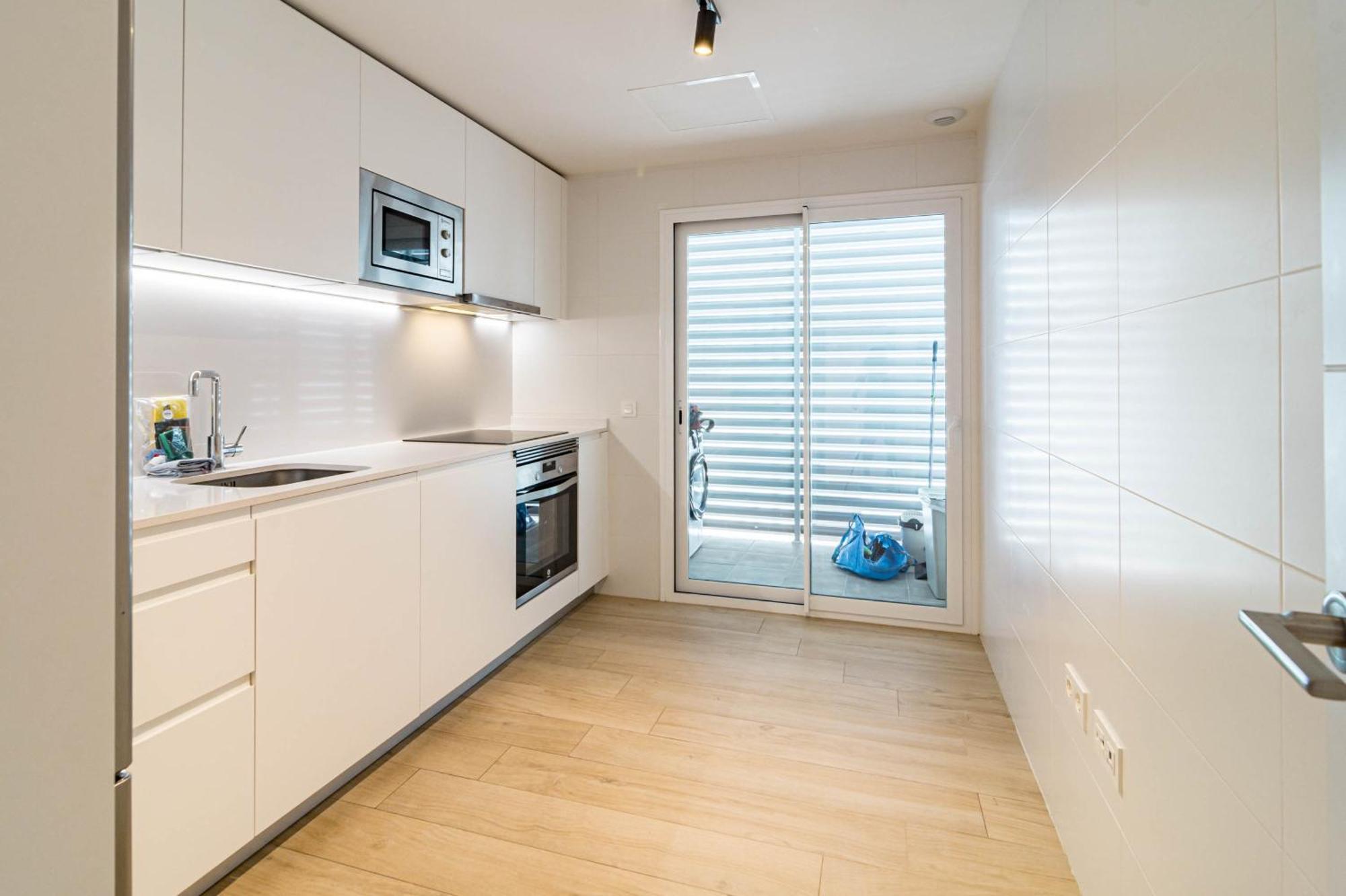 Apartment Jg51b - 3 Bedroom Flat With Gym & Rooftop Pool