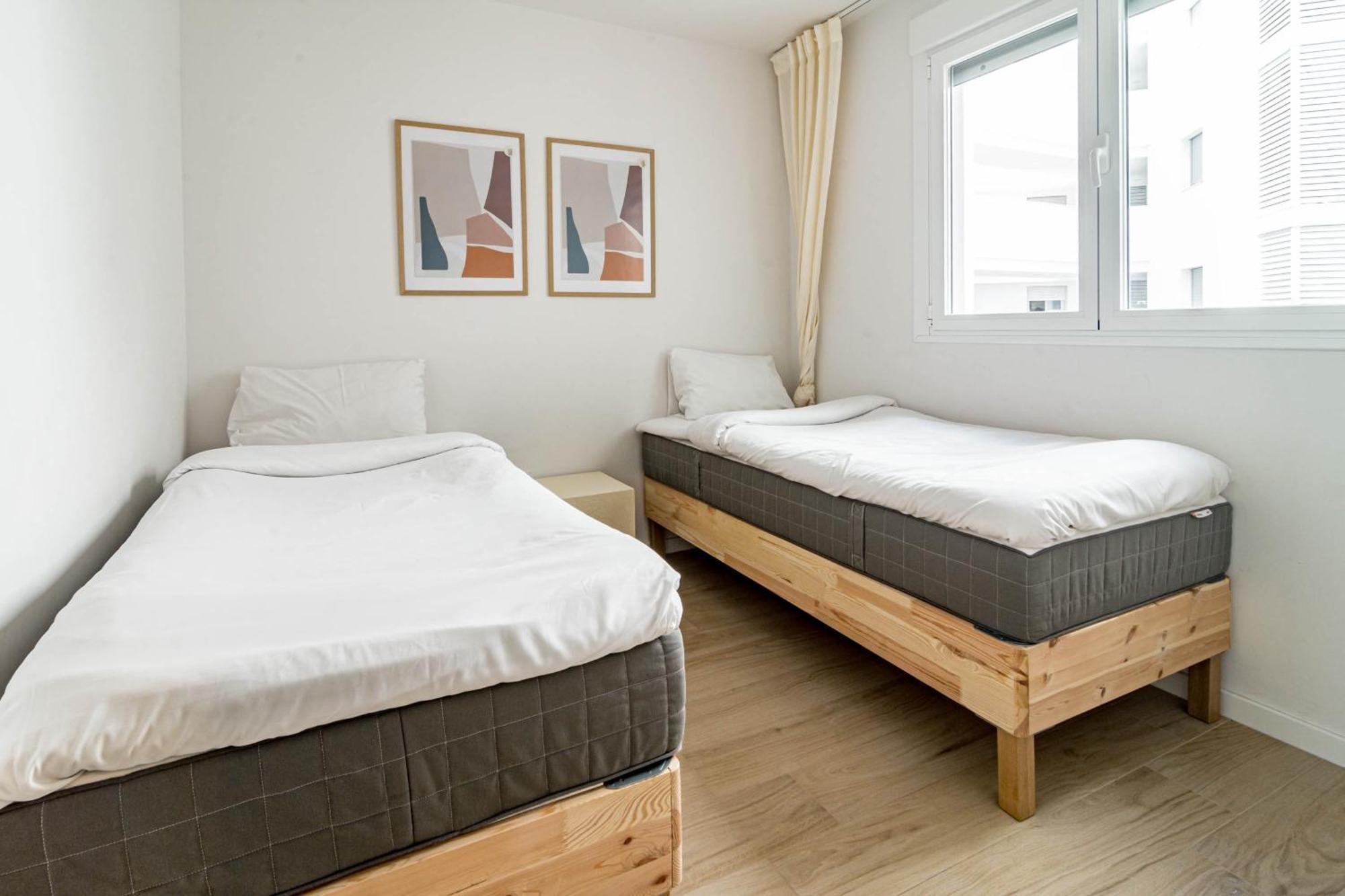 Jg51b - 3 Bedroom Flat With Gym & Rooftop Pool *