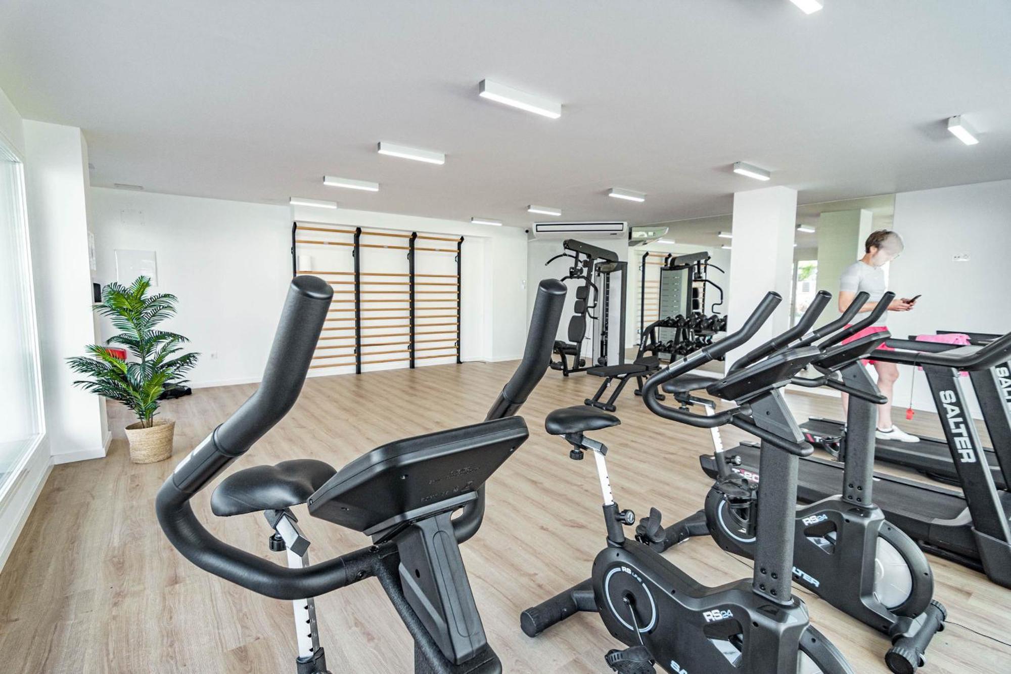 Jg51b - 3 Bedroom Flat With Gym & Rooftop Pool * Marbella
